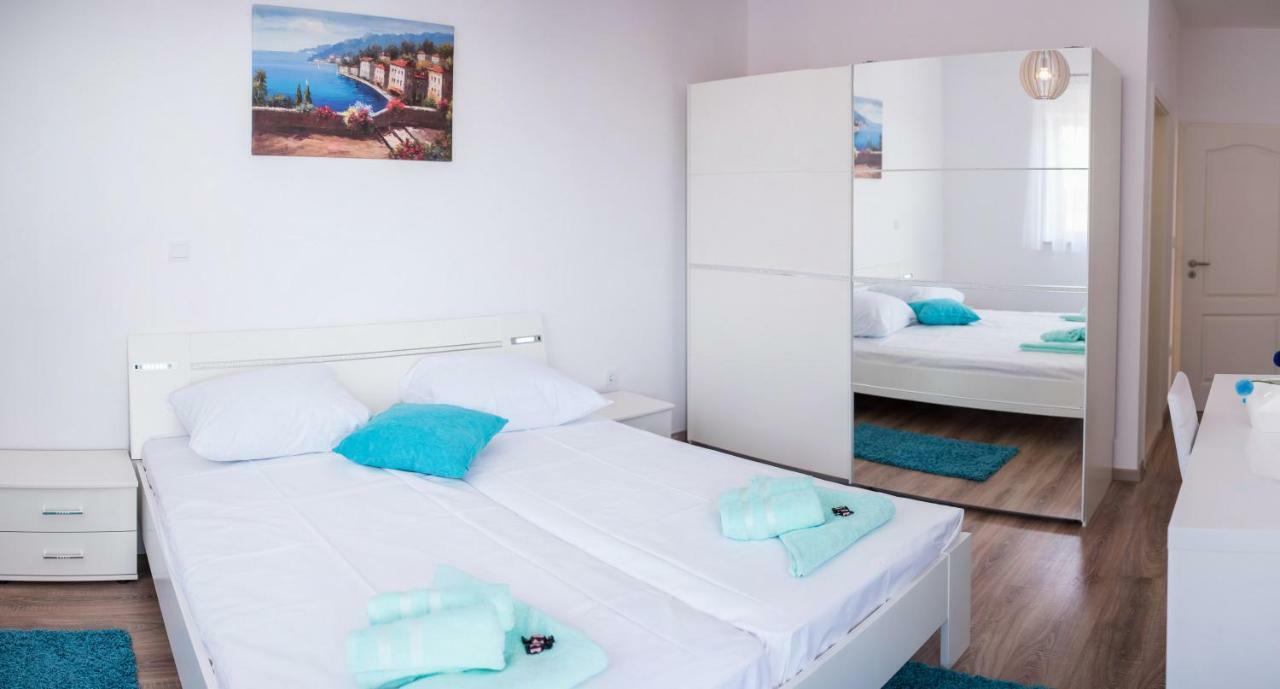 De Luxe Apartment Mediteran 2**** Затон Экстерьер фото