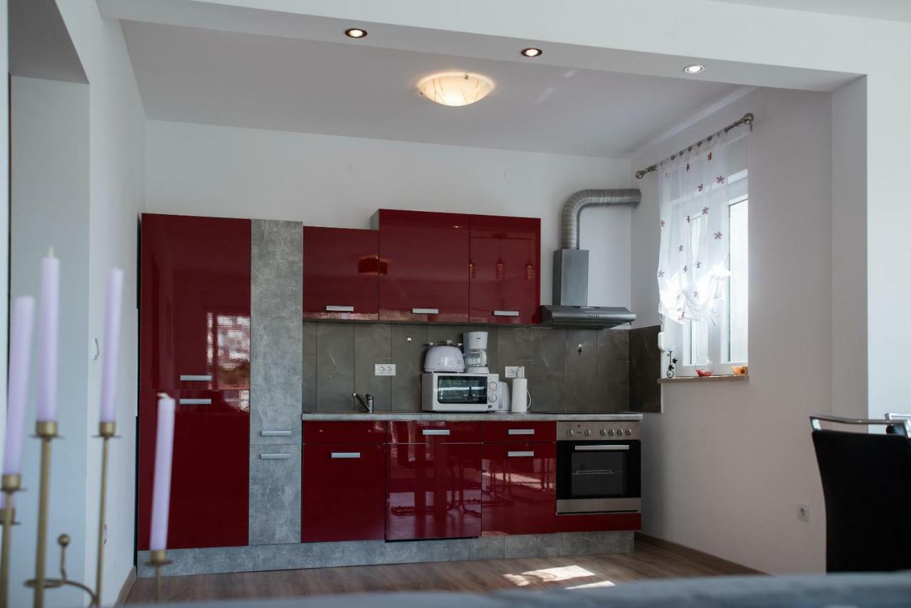 De Luxe Apartment Mediteran 2**** Затон Экстерьер фото